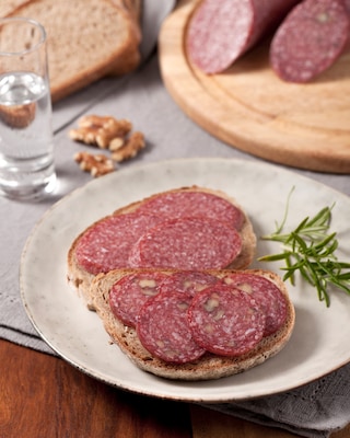 Produktabbildung 1 für Walnuss-Salami, 380g