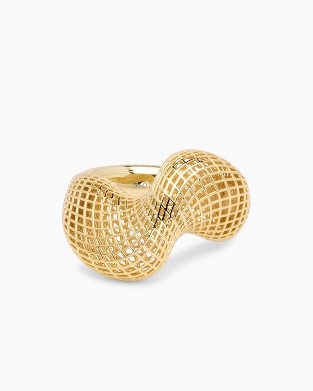 Ring im modischen Design
