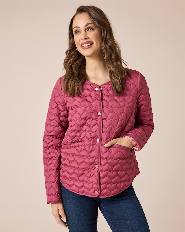 Steppjacke mit Herzen