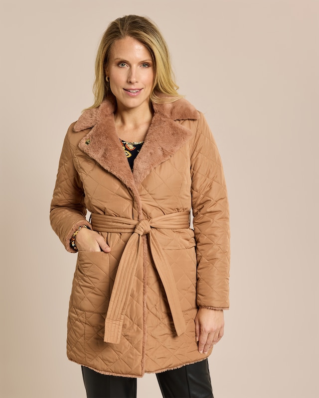 Jacke mit Kragen