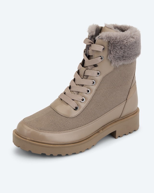Boot mit Fell