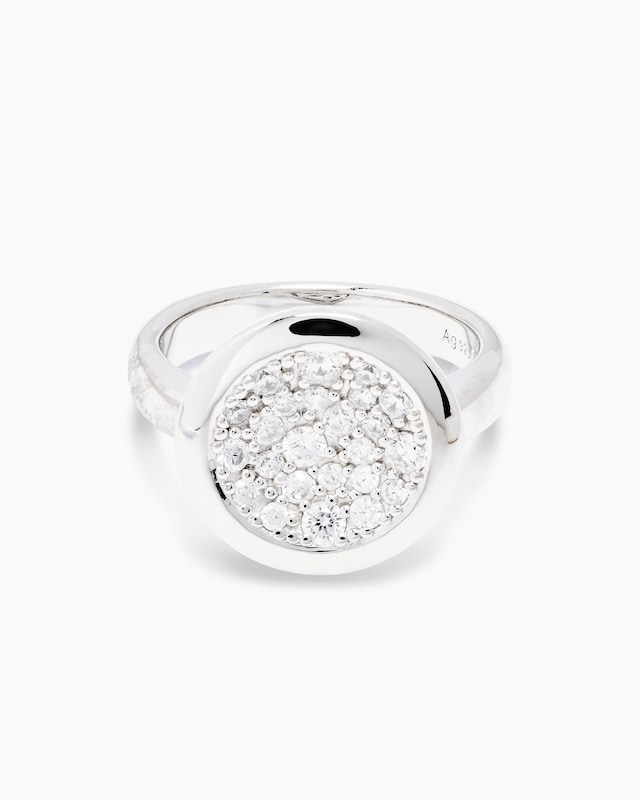 Ring mit Zirkonia