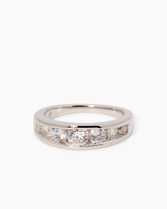 Ring mit Zirkonia