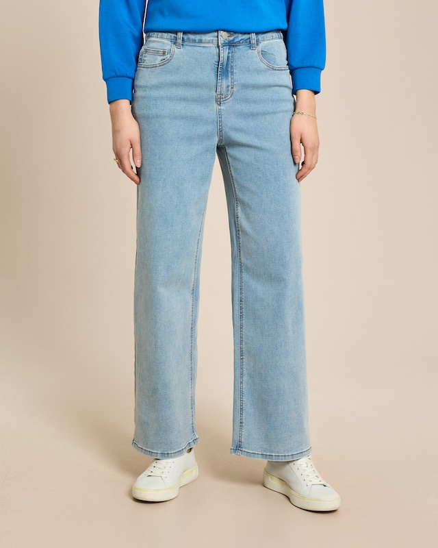 Wide Leg Jeans