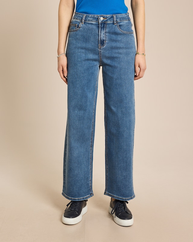 Wide Leg Jeans