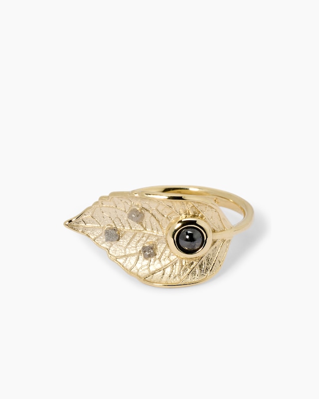 Ring mit Diamanten