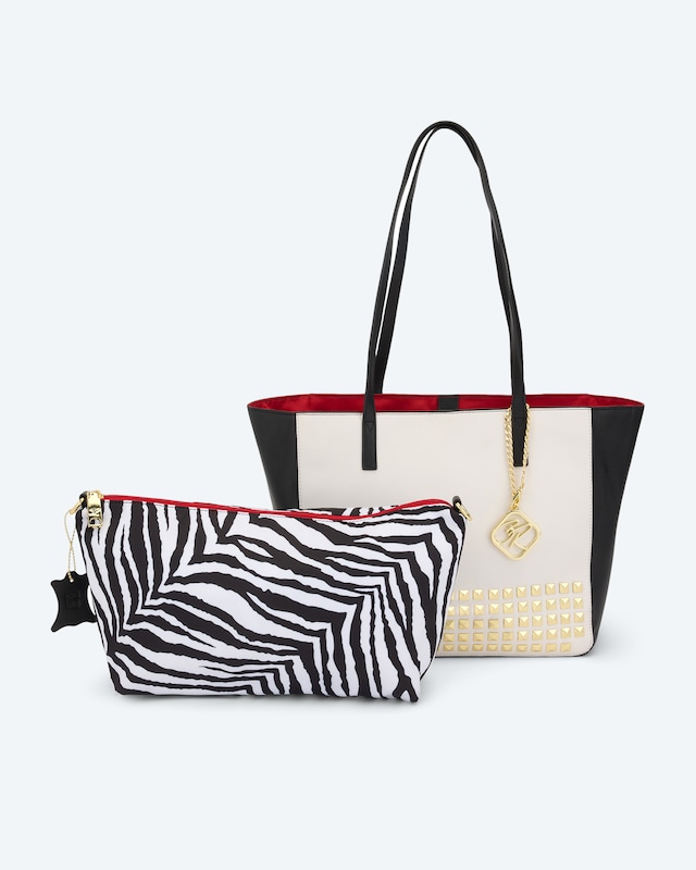Ledertasche mit Nieten