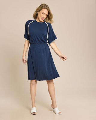Produktabbildung 2 für Kleid mit Stickerei an Kanten