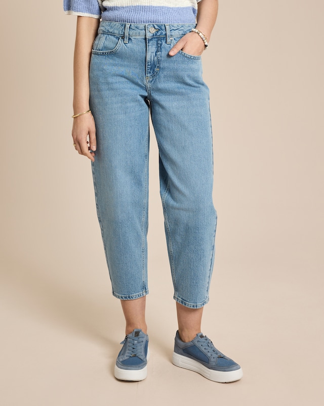 Barrel Jeans