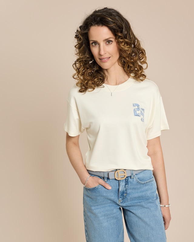 Shirt mit Aufnäher