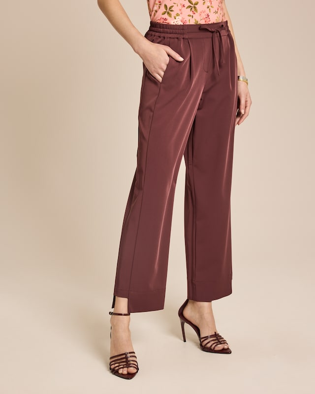 Fließende Hose