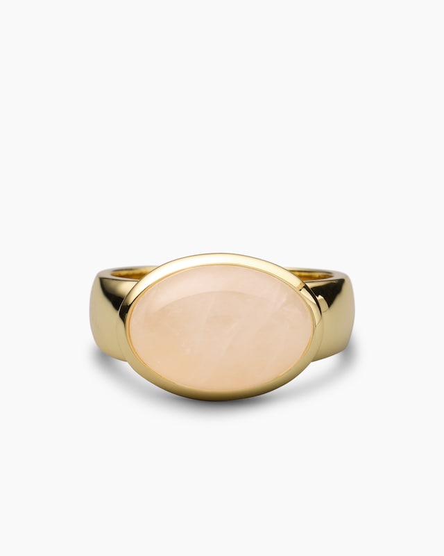 Ring mit Edelstein