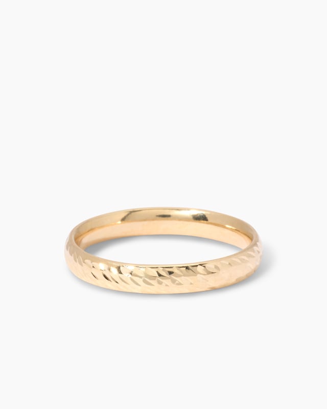 Ring mit Diamantschliff