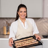 Sally Özcan